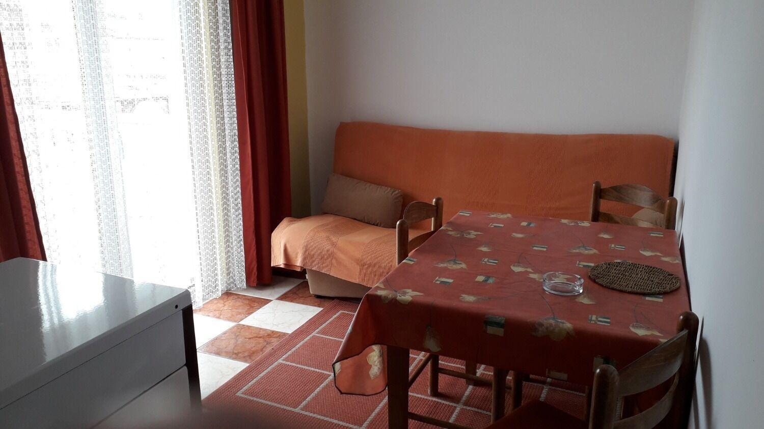 Anna Apartman *